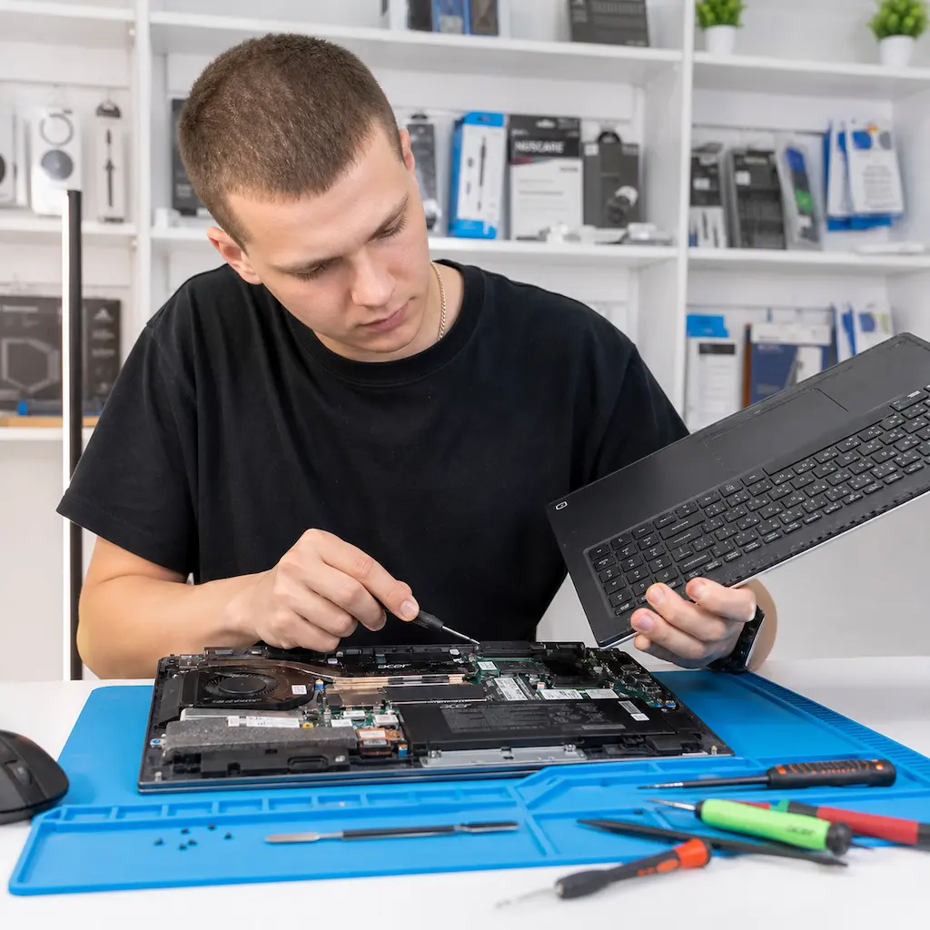 заменить клавиатуру на ноутбуке Acer в Новодвинске